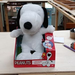 Peanuts laughing snoopy